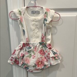 Worn Once! Beau Kid Matching Set - Onesie with Skirt (bloomers attached) 🚭